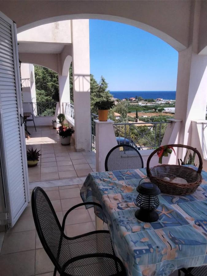 West Red Rock And View Leonidio Maisonette Studio Exterior photo